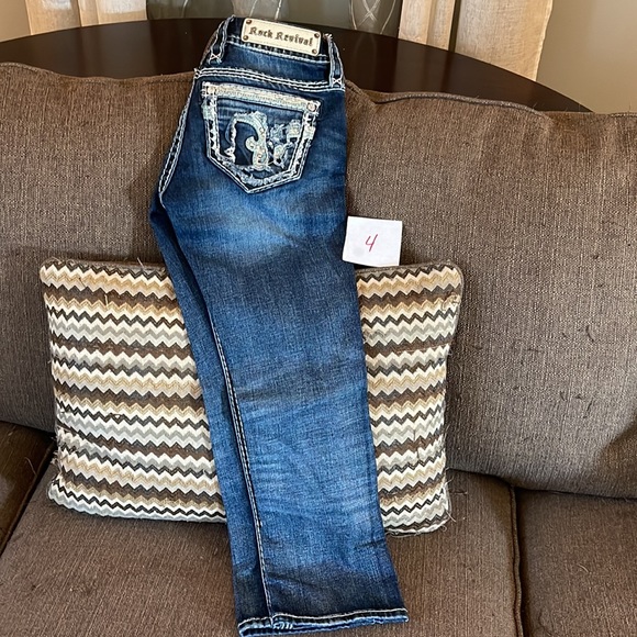 Distress Rock Revival crops size 25 - Picture 6 of 6